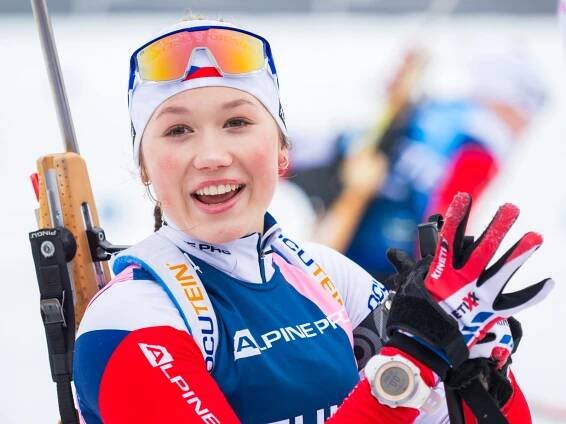 Heda Mikolášová 11. a Ilona Plecháčová 19. ve vytrvalostním závodě IBU Junior Cupu
