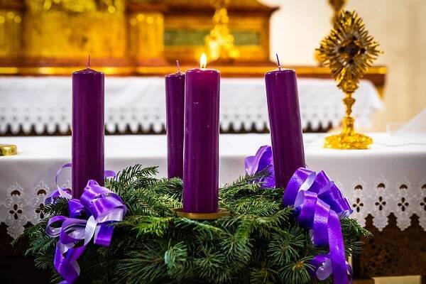 Žehnání adventních věnců – Farnost Černovice