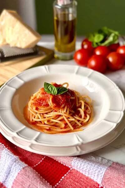 spaghetti al pomodoro - 4