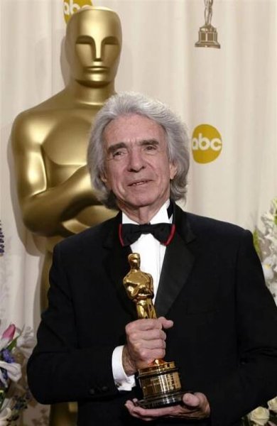 Zemřel Arthur Hiller, tvůrce Love Story a šéf oscarové akademie