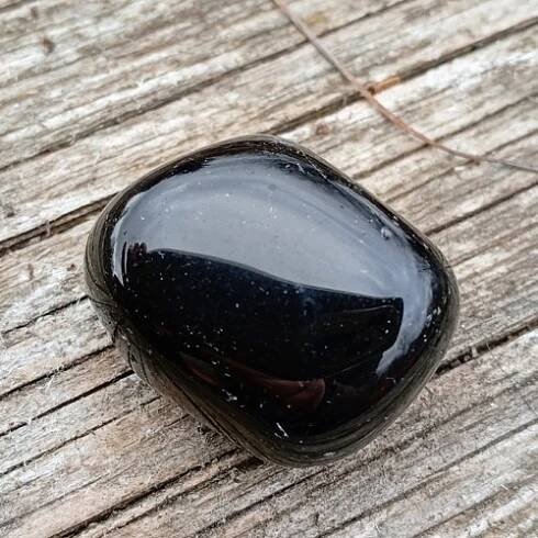 Minerál Obsidián černý, tromlovaný č. 14