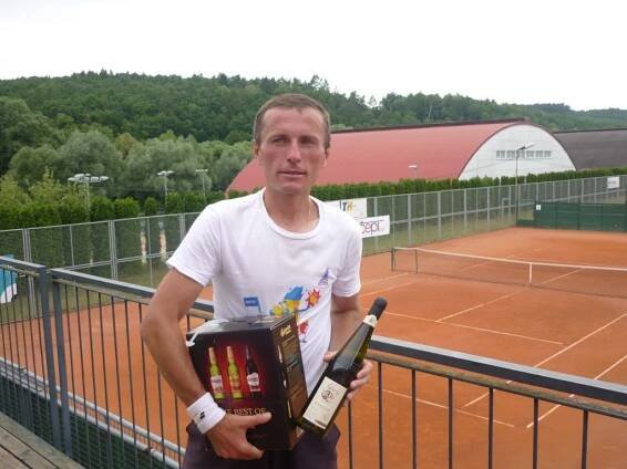 Pátý turnaj ATP Valašska vyhrál na domácích kurtech Martin Marušák