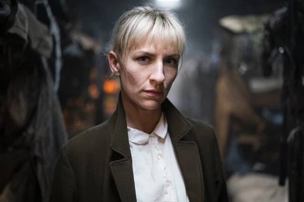 Ledová archa - Znova vzplanout - Promo - Mickey Sumner