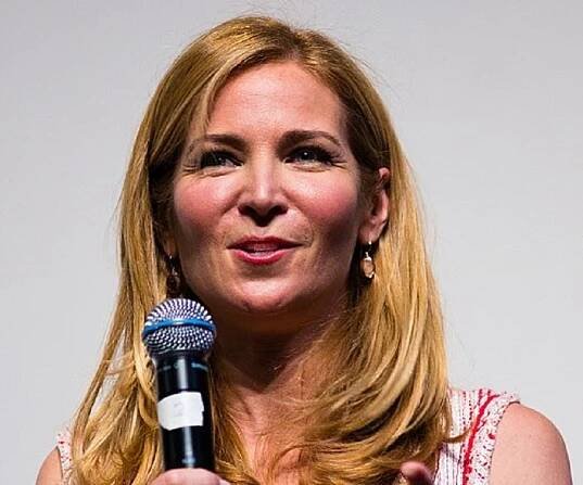 Jennifer Westfeldt Biography - Facts, Childhood, Family Life & Achievements