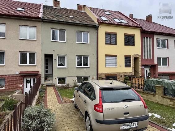 Pronájem zděného bytu 2+1, ul. Terezy Novákové, Brno – Řečkovice, CP 43 m 2 , klidné a bezpečné bydlení v příjemné čtvrti Brna