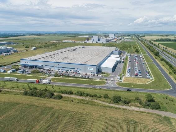 Yanfeng International Automotive Technology Czechia s.r.o. - Průmyslová zóna Triangle