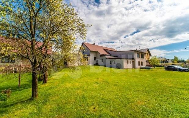 Prodej dům - Vrchovina, Nová Paka, 385 m2