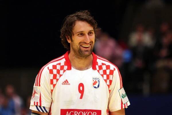 Soubor:Igor Vori, HSV Hamburg - Handball Croatia (1).jpg