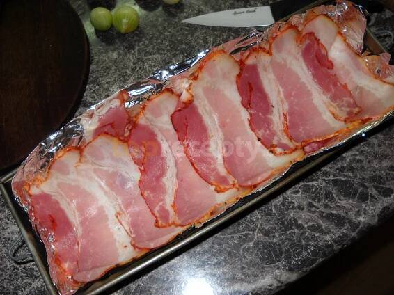 Sekaná podle Itala (Polpettone con pancetta) - fotografie 2 - TopRecepty.cz