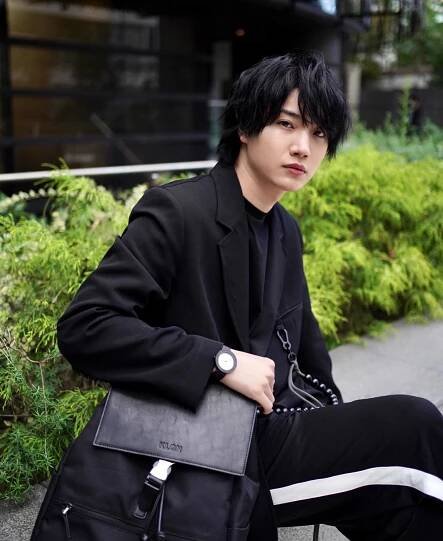 Sakurada Dori - Co jste o něm nevěděli? Podobá se Sugovi, je pecivál a neusne bez svého oblíbeného polštáře - Asianstyle