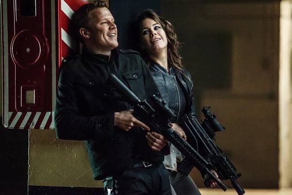 Dominion - Day of Wrath - Z filmu - Christopher Egan, Roxanne McKee