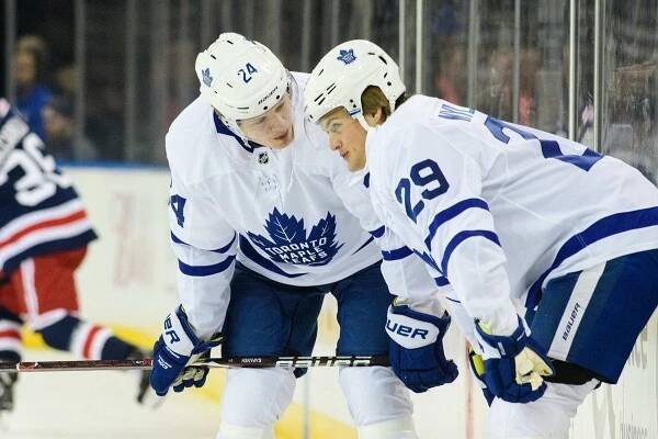 Autonehoda talentů z Toronta: Ve voze seděl Nylander a Kapanen!