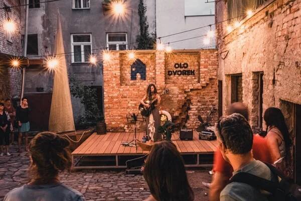 Olodvorek končí. Kulturní prostor ve vnitrobloku na Dolním náměstí po pěti letech zavírá své dveře - OLOMOUC.CZ