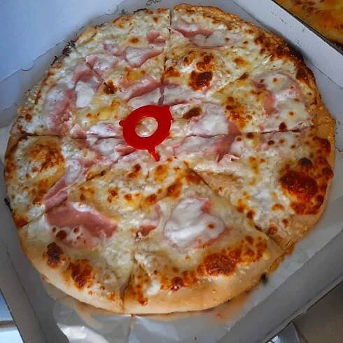 Dvě pizzy o průměru 32 nebo 45 cm podle výběru s rozvozem domů