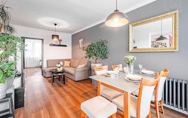 3+kk, Pražská, Mnichovice, 77 m²