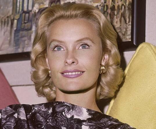 Dina Merrill