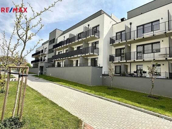 Pronájem Byt 2+kk, Karla Čapka, Unhošť, okres Kladno