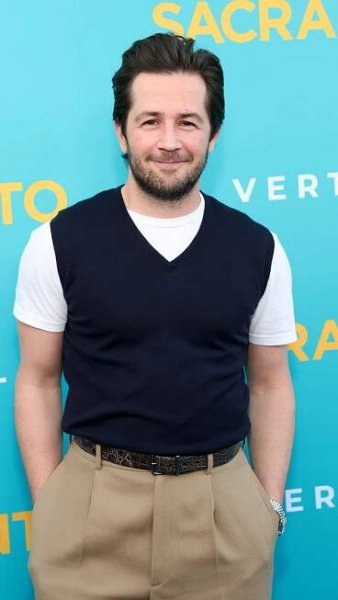 Michael Angarano Bio Pic