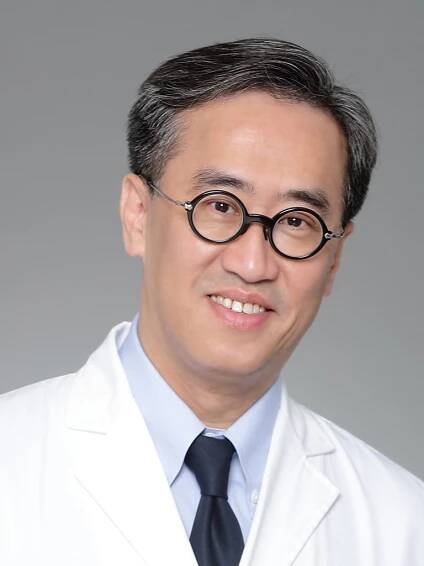 Ip, Kai Ming Dennis, Clinical Associate Professor and Division Head, Division of Community Medicine and Public Health Practice, BSc(BiomedSc)(HK), MBBS(HK), MPhil(Epidemiology)(Cantab), MSc(InfectDis)(Lond), MSc(TravMed)(Glas), MStat(HK), MSc(ApplMath)(CityUHK), PDipID(HK), FRSS, MFTM RCPS(Glas), FACTM, FFTM ACTM, phone: 3917 6712, email: dkmip@hku.hk