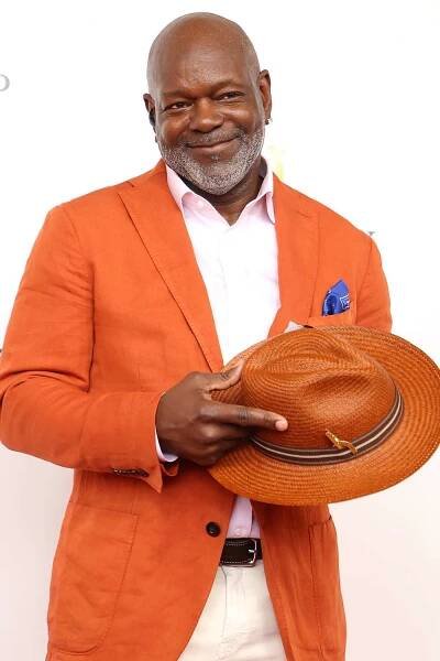 LOUISVILLE, KY - MAY 06: Legendary NFL running back Emmitt Smith walks the red carpet at the 149th running of the Kentucky Derby on May 6, 2023, at Churchill Downs in Louisville, Ky. (Photo by Jeff Moreland/Icon Sportswire via Getty Images)