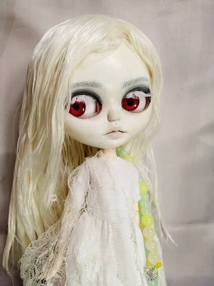 OOAK Custom Blythe Doll: Spooky Ghost Girl (Glows in the dark) – Nebula Dolls