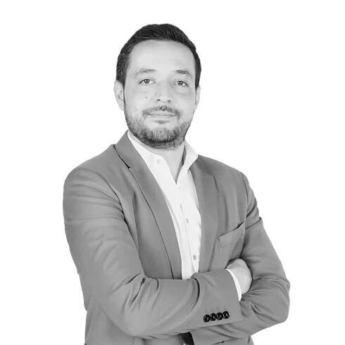 Nuestro equipo - The Objective