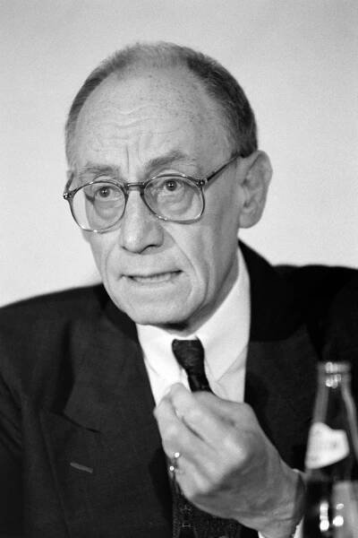 Edzard Reuter