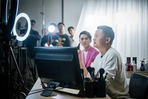The mysterious reappearance of China’s missing mega-influencer - Rest of World