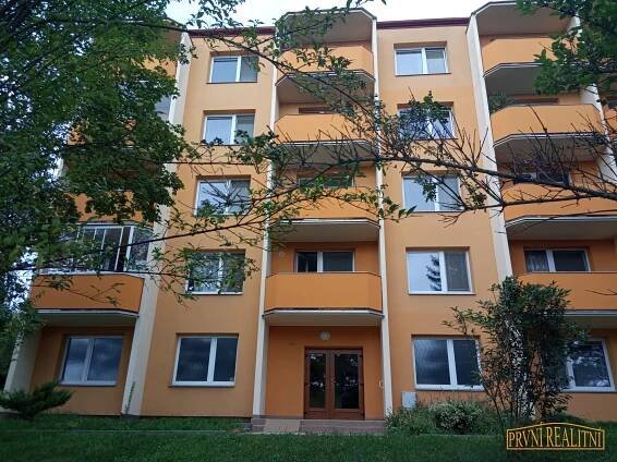 BYT 3+1 s balkonem Uherský Brod - První Realitní