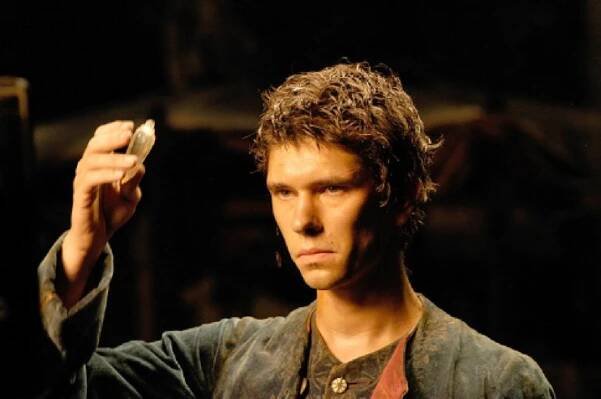 Ben Whishaw fotka