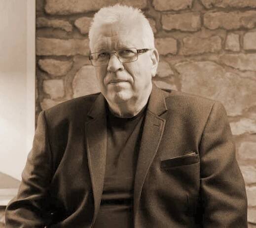 Slovenský poslanec Ing. Pavol Lupták (* 7.6.1959) za Slovenskou národní stranu.