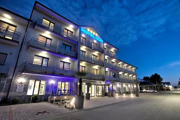 Exteriér – Hotel Sun****