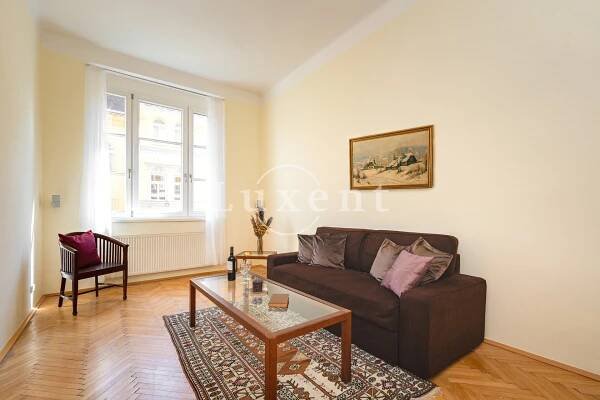 Prodej prostorného bytu 3+1, 90 m2, Praha 3 - Žižkov | Luxent
