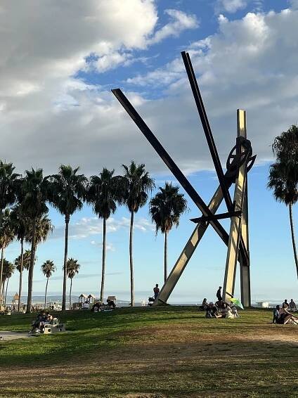 Declaration (sculpture) - Wikipedia