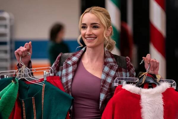 Ginny a Georgia - Ginny a Georgia, veselej vánoční speciál - Z filmu - Brianne Howey