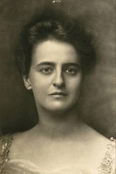 Mary Hissem De Moss