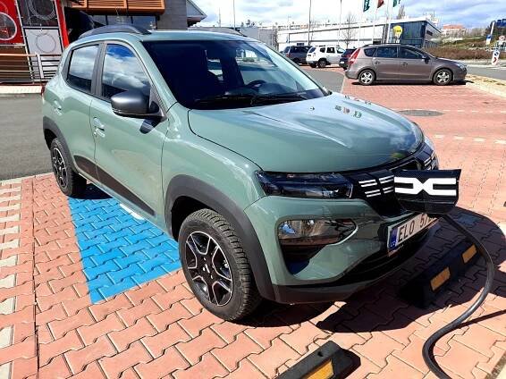 Dacia Spring. Nejmenší, nejlehčí a nejlevnější elektromobil na trhu - Autaprozeny.cz