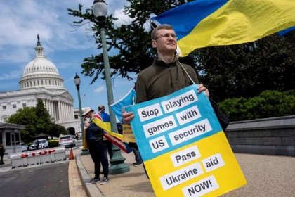 Experti: Pomoc pro Ukrajinu? Než k ní dojde, bude to stát životy i prohry. A co vlastně USA pošlou