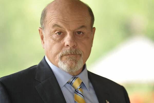 Ozvěny zla - Z filmu - Michael Ironside