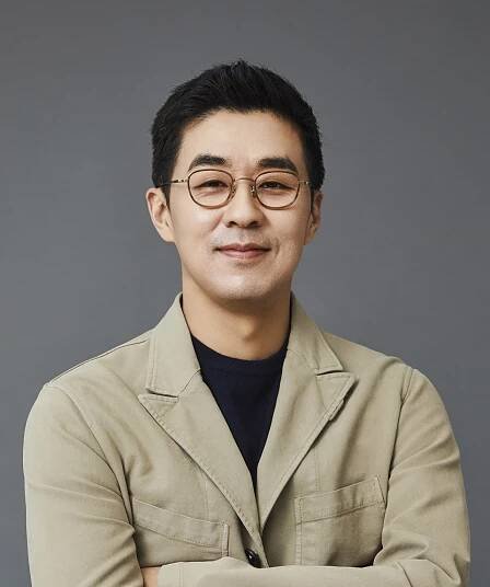 Čo sa deje v agentúre HYBE a prečo CEO ADOR Min Hee Jin tvrdí, že bola oklamaná? - Asianstyle