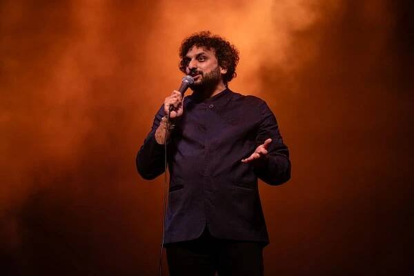 Nish Kumar at Hackney Empire review: political polemics with punchlines