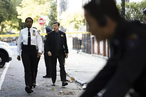 East New York - Zkrat - Z filmu - Amanda Warren, Kevin Rankin