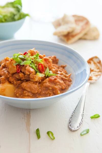 Cauliflower & Chickpea Vegetable Tikka Masala Curry