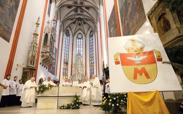 Výročí diecéze zaplnilo katedrálu do posledního místa