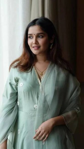 South actresses' best pictures of the week