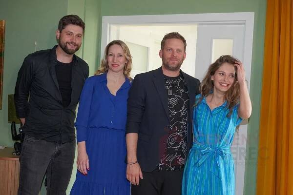 Jakub Prachař a Sara Sandeva natáčí komediální seriál o mužích a ženách Jakub a Sara | Červenýkoberec.cz
