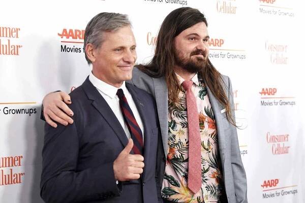 Family Night! Viggo Mortensen Takes Son to Event Celebrating 'Green Book'