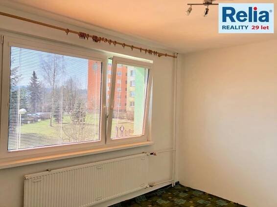 Pronájem bytu 3+1 se zasklenou lodžií, 70 m2 - Liberec-Vesec, ul. Jeřmanická