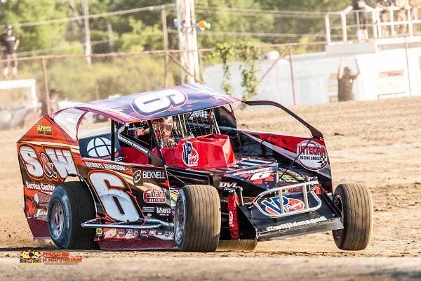 Matt Williamson. BOS Fall Nationals Dirt Outlaw Apparel Winner