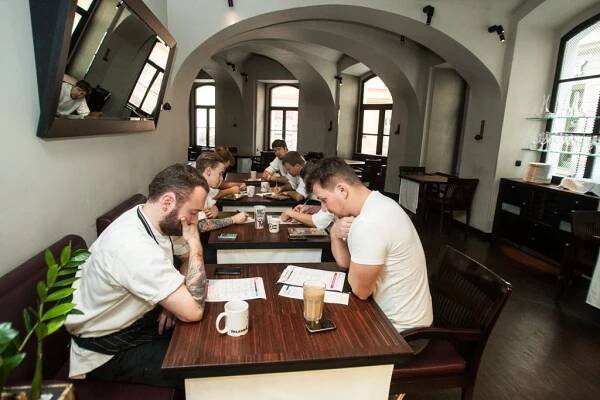 Jak to vypadá v "zákulisí" restaurace La Degustation?